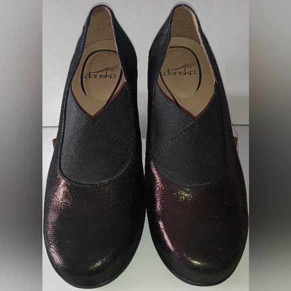 Dansko flats with elastic. Size 38 black shoe - Picture 1 of 3